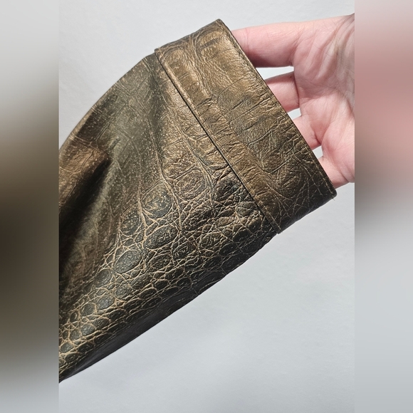 CHICO'S Womens 100% Leather Metallic Reptil Print Zip Front Pockets Jacket Sz 2 - Picture 7 of 16